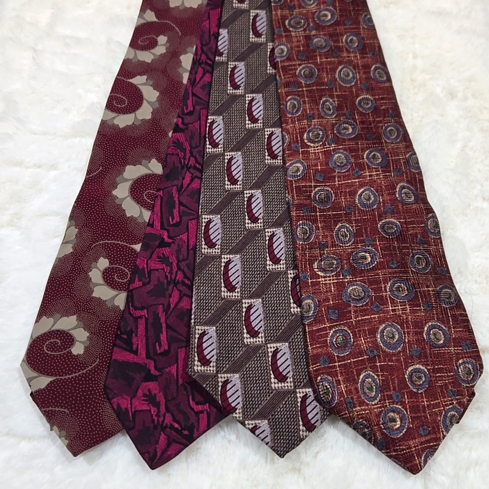 Robert Stewart, along with other brands, bundle of 4 ties taupe, burgundy, red